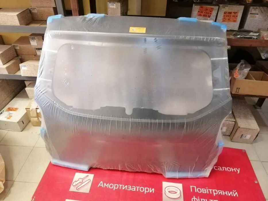 Двері задні багажні 3/5-і  ляда Renault Duster 2  2018+ нові оригінал