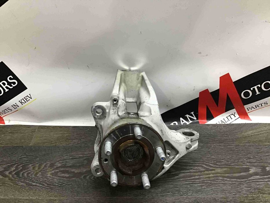 Поворотний кулак Range Rover, Jaguar, Land Rover, Mercedes