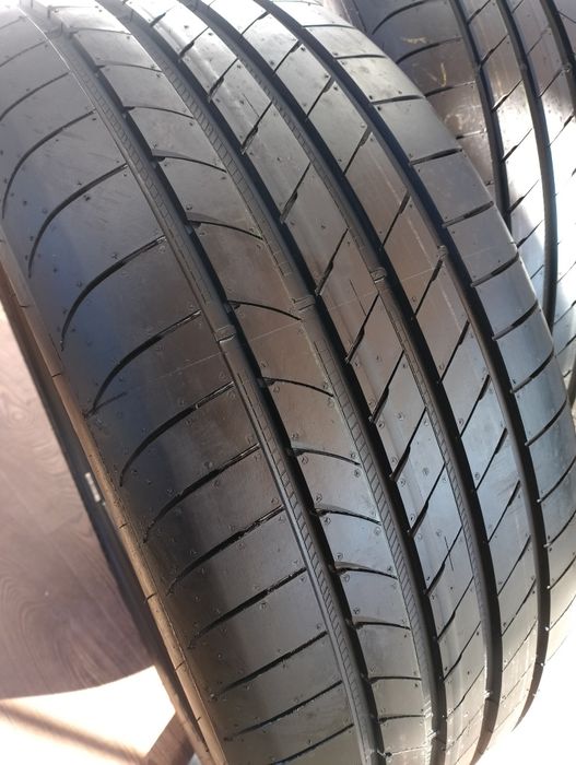 265/45/21 Goodyear  Asymmetric 3 New