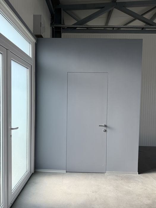 Продам комерційні приміщення. Світло є завжди !