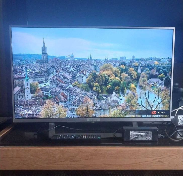 телевізор Sony Bravia KDL-32WD752