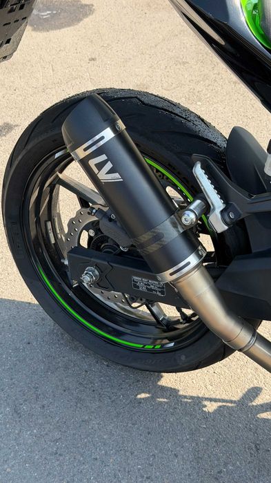 Kawasaki Ninja 400 ABS KRT Edition 2021