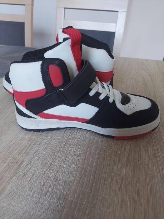 Buty chłopięce 36