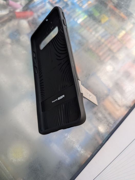 Чохол ESR з металевою підставкою Samsung Galaxy S10 або S20+