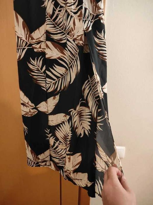 Saia Maxi com uma estampa tropical de folhas de palmeira M