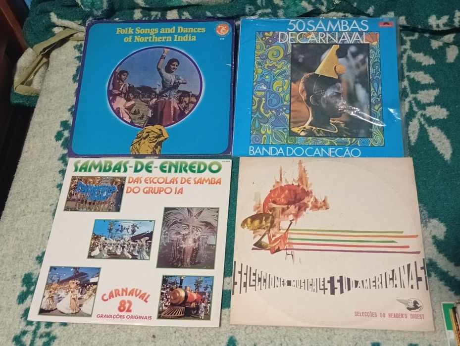 Vendo CDs de vinil vários