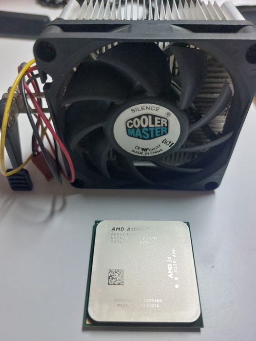 Процессор AMD Athlon II X2 220