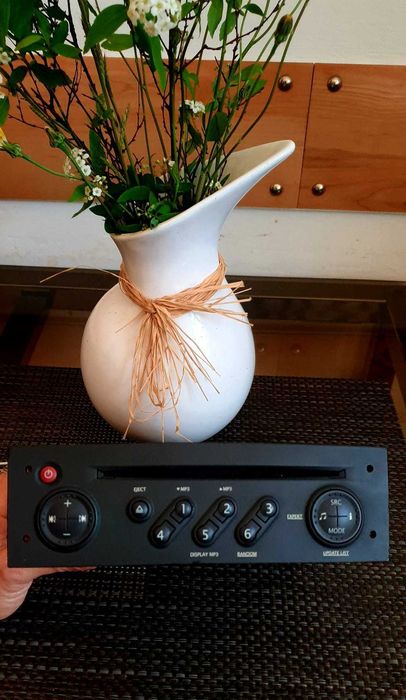 Lote de dois Auto Rádios CD MP3