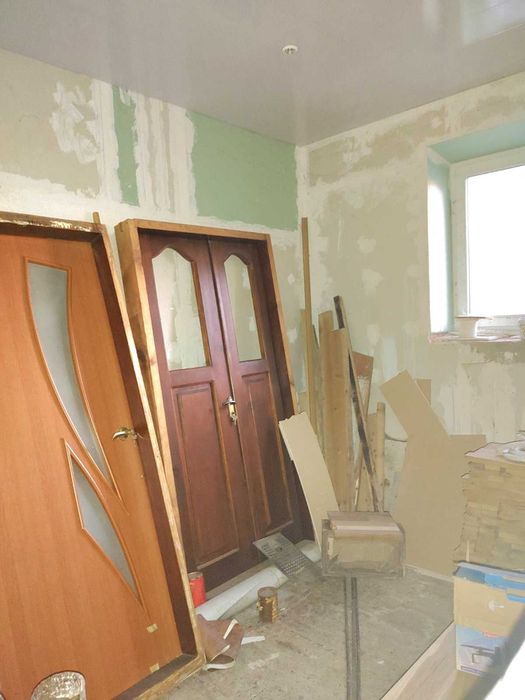 Продаж виробничо-комерційного приміщення в  (Багачеве).