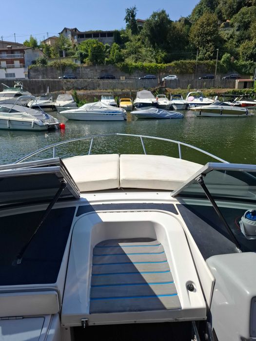 Barco em muito bom estado