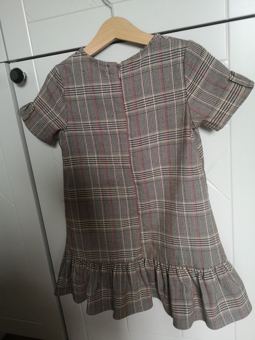 Sukienka  vintage reserved stan idealny 110.