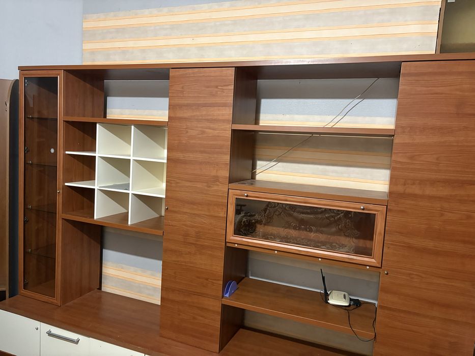 2 комнаты в комуне Центр ул.Садовая 4000 +1000грн коммуналка