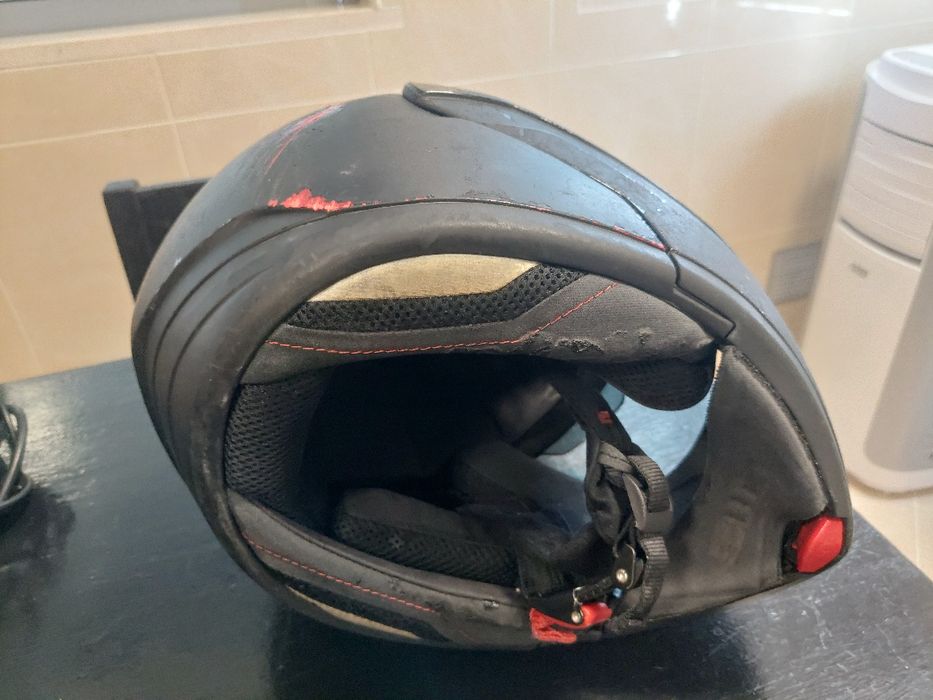 Capacete moto usado