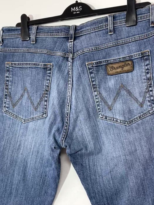 Чоловічі прямі джинси Wrangler 38x32, XL/XXL