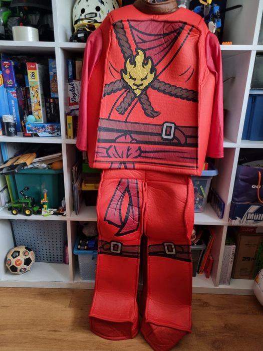 Czerwony ludzik lego wojonik ninjago kai 7 8 9 lat