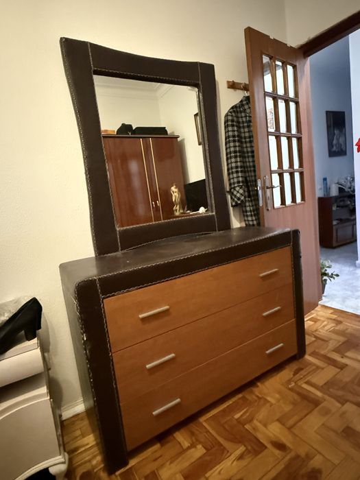 Cómoda c/ Espelho