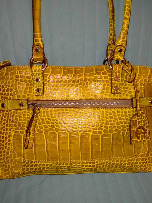 Torebka Aigner skóra