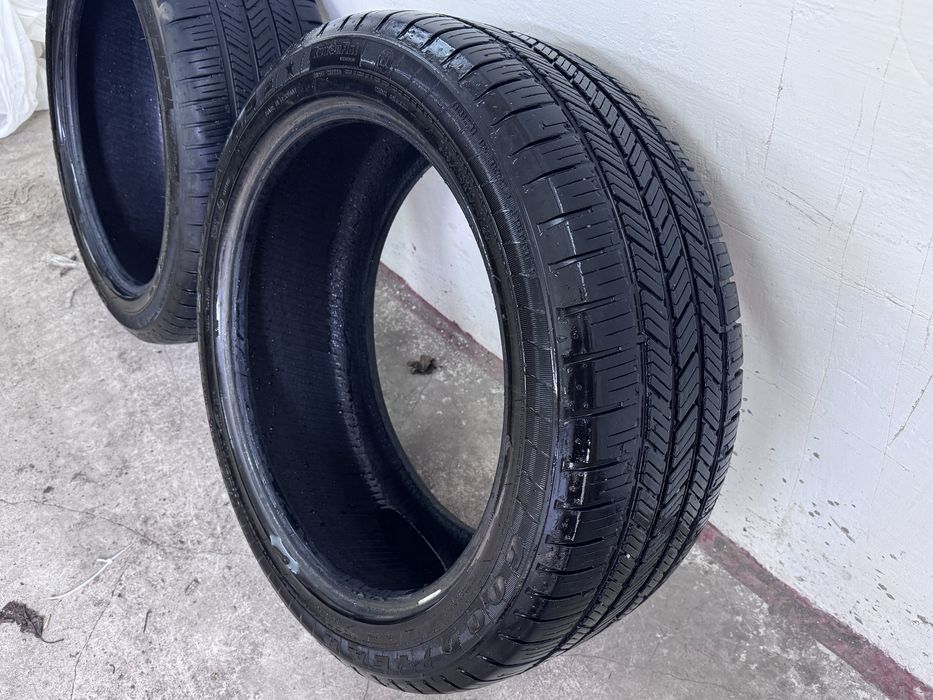 Продам резину 245/45/R19 Goodyear
