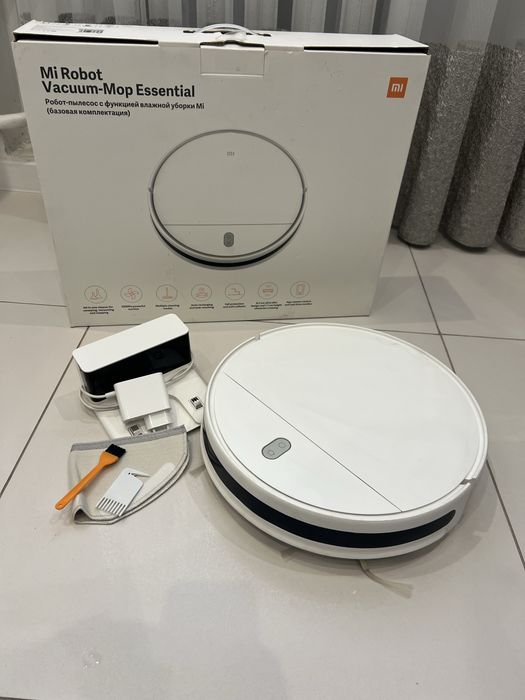 Робот Пилосос / Робот Пылесос Xiaomi Roborock Vacuum-Mop Essential