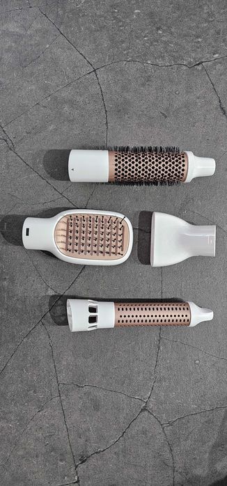 Lokówko suszarka Philips z jonizacją