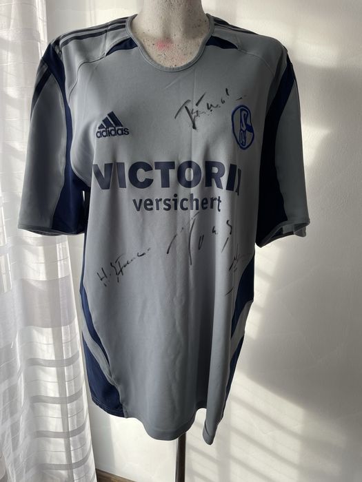 Koszulka Schalke 04 z autografami