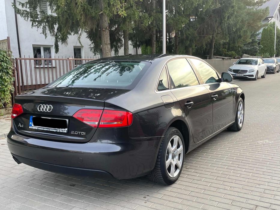 Audi A4 B8 2.0 143km 2008r