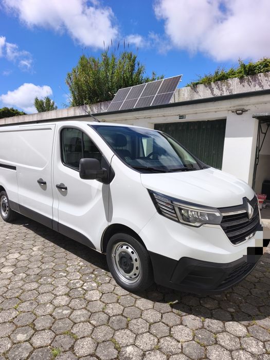 RENAULT TRAFIC Phase lll 2.0 blue DCI 130cv L2H1 IVA DEDUTÍVEL