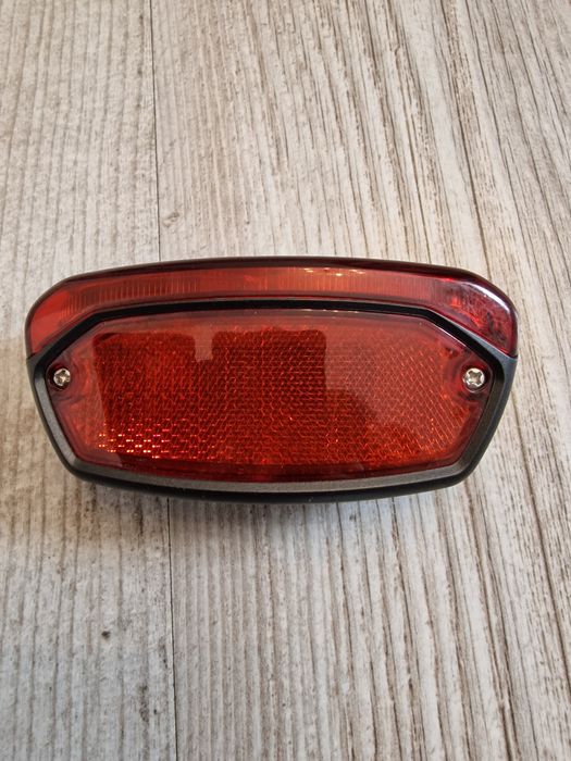 Lampka lampa rowerowa tylna Batavus