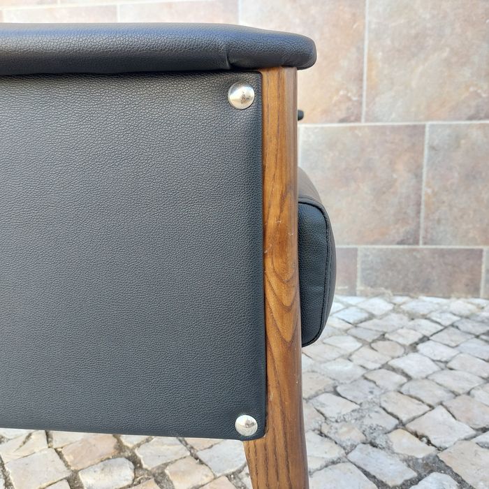 Vintage italian Gio Ponti armchair