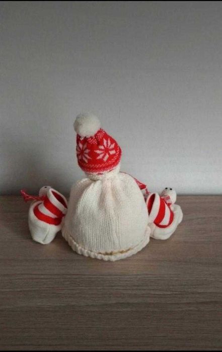 Czapka  i buciki  Bałwanek