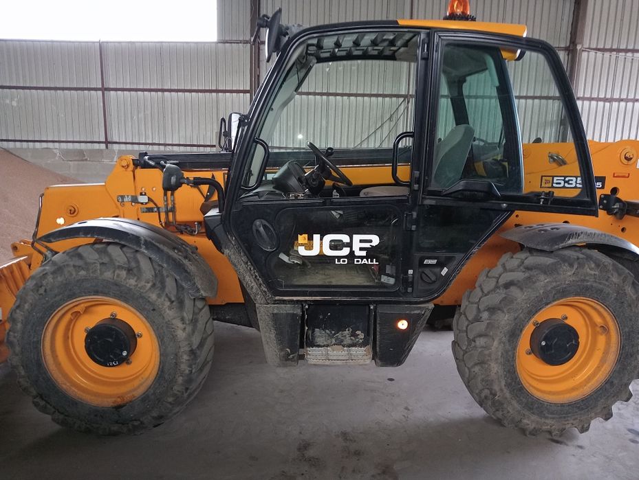 Ładowarka teleskopowa JCB 535-95