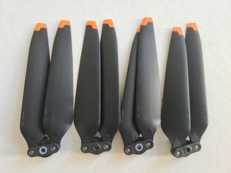 DJI Mavic 3 Classic (mala, hélices e proteção para transporte)