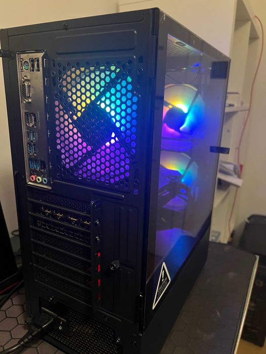 Gamingowy Komputer PC Ryzen 5 3600 RTX2060 Super SSD NVMe 512 16GB RAM