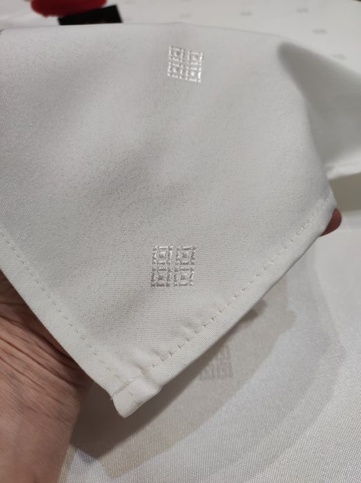 Biały obrus na stół 1,4x2,2