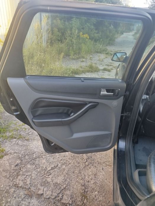 Продам Форд фокус 2 2.0дизель 2005года 
Есть ньюансы по кузову (дырка