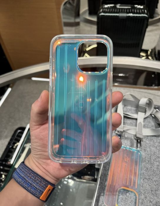 Чехол rimowa iphone 15 pro 14 pro max gradient