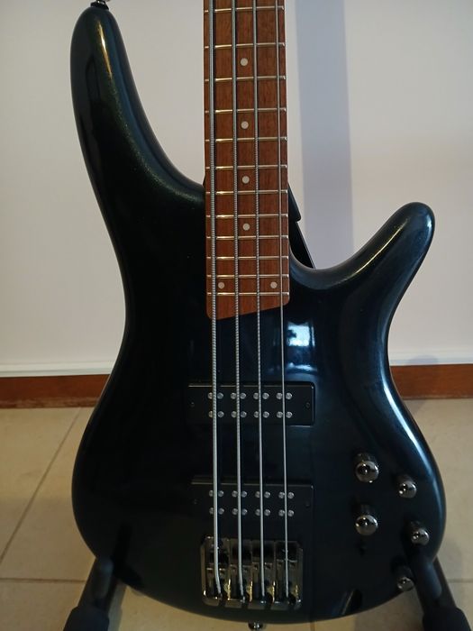 Vendo baixo ativo Ibanez SR300E
