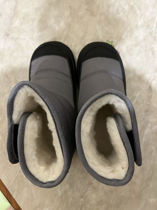 Зимове дитяче взуття