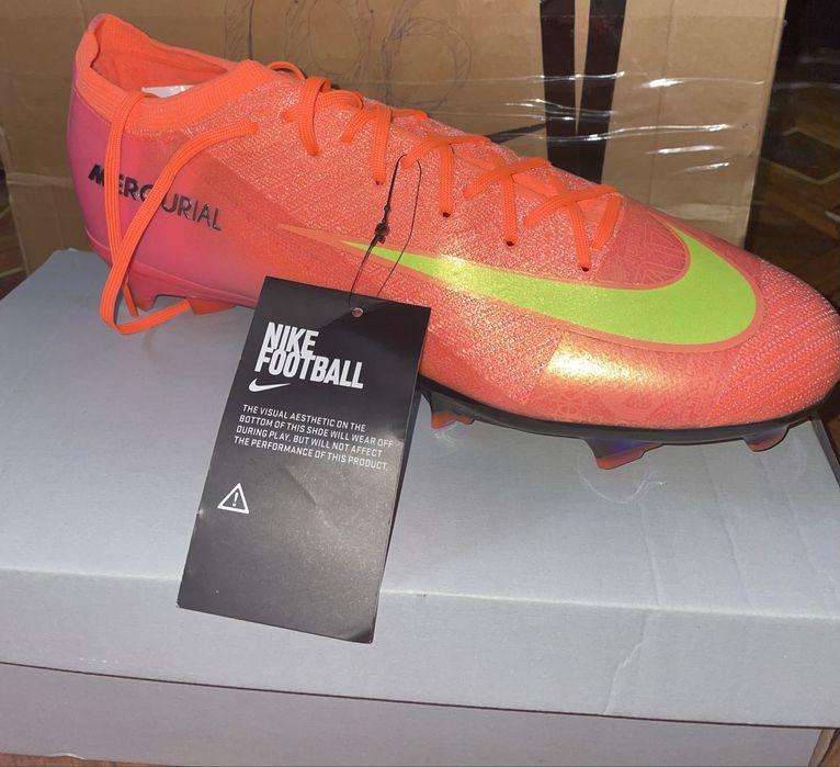 Nike Zoom Mercurial Vapor 16 Elite FG з ексклюзивної колекції Cosmic Speed
