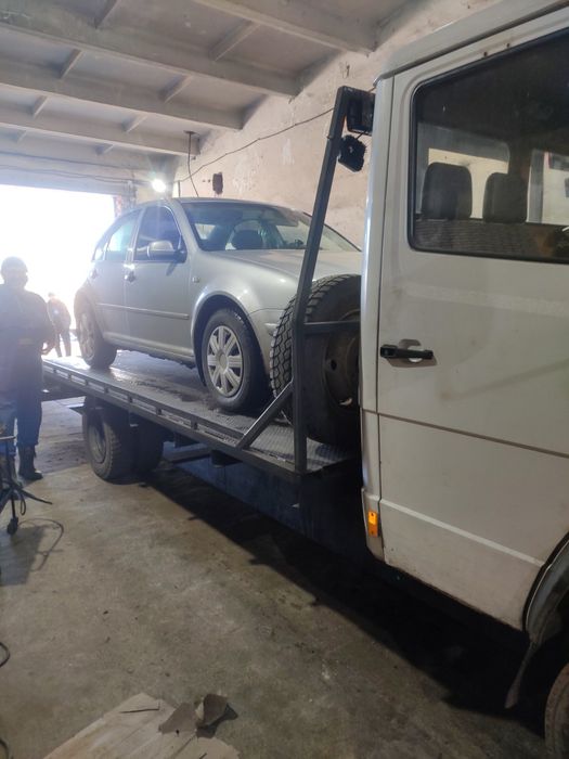 Евакуатор по Україні Послуги евакуатора Вантажні перевезення