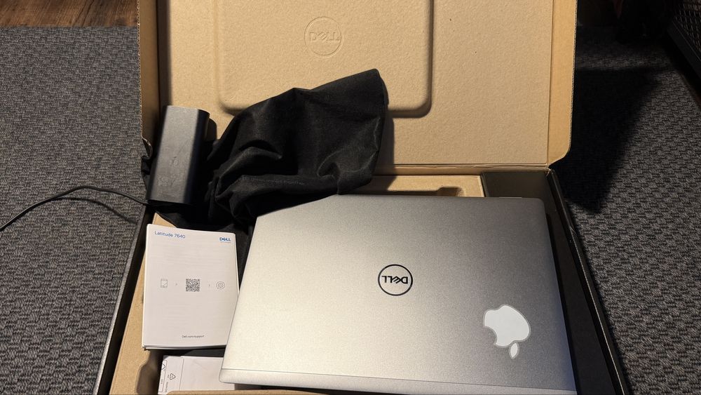 Dell Latitude 7640 | i7-1365U | 32 GB RAM | 1 TB SSD
