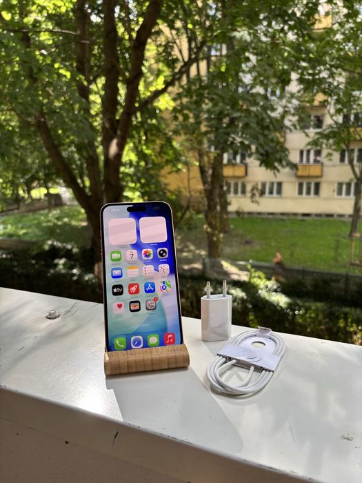 Iphone 15 Plus różowy