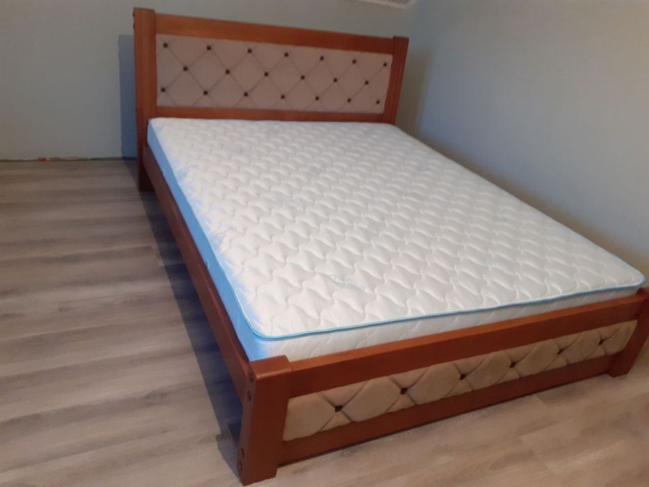 Ліжко біле/коричниве + тумбочки, (бук)