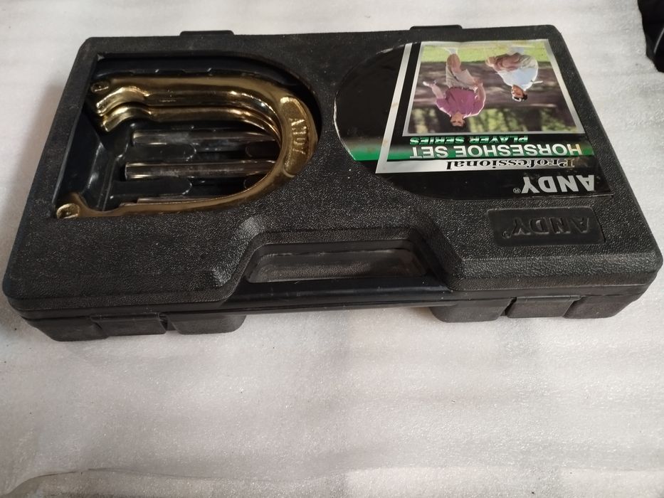 Profesjonalny zestaw do gry w podkowy horseshoe set