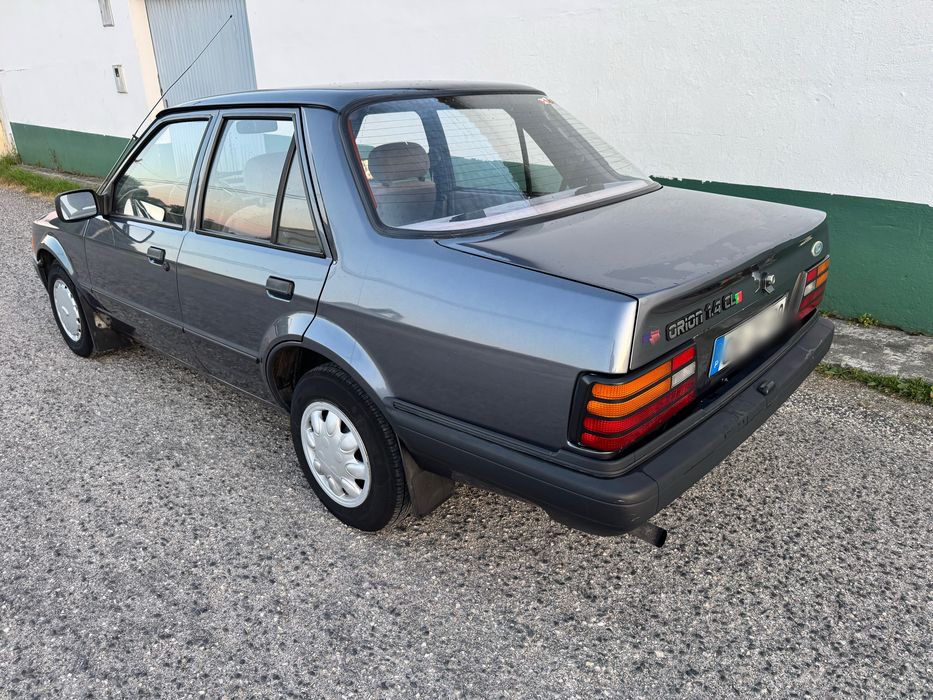 Ford Orion — fotografia 4