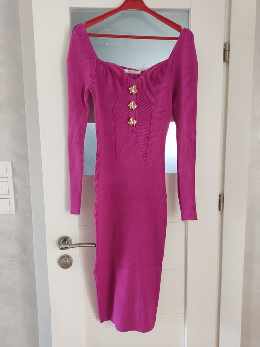 Sukienka sweterkowa rozmiar S/M