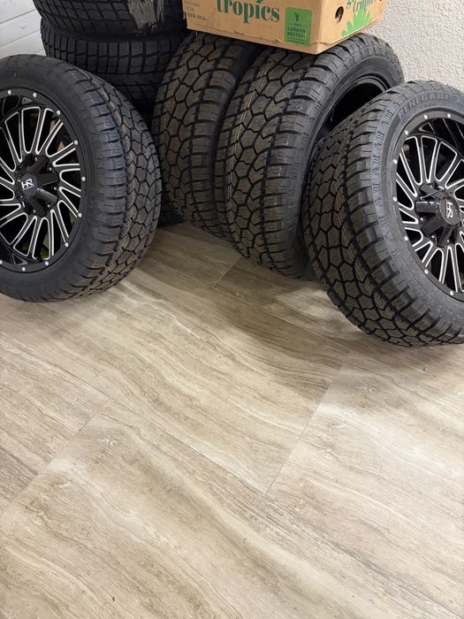 Запчастини HUMMER EV 2024