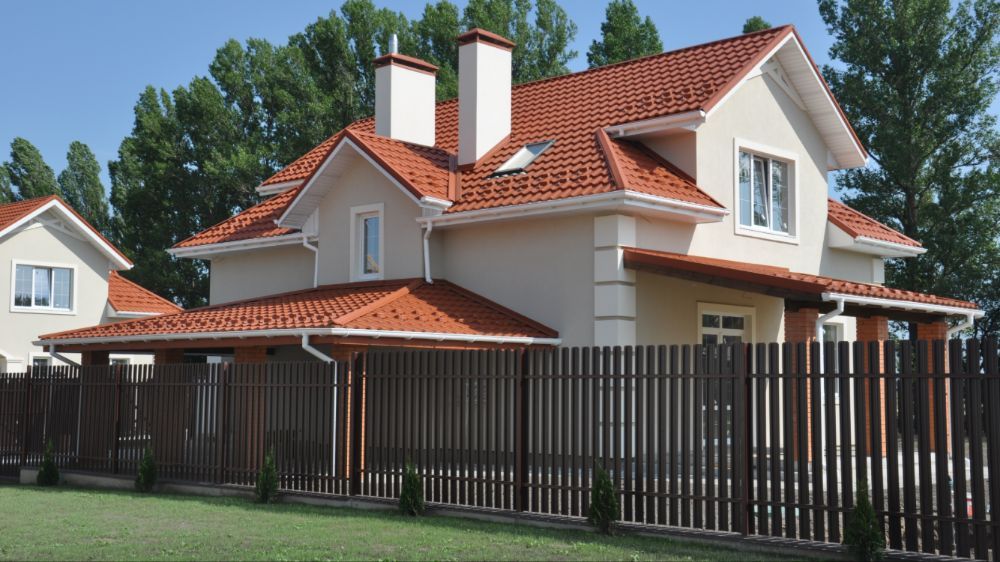 Елегантний новий будинок в Щасливому