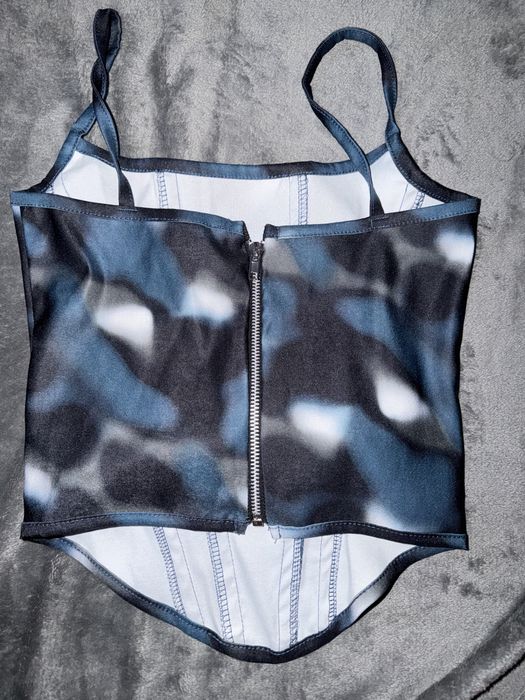 Gorset na cienkich ramiaczkach Prettylittlething  riz. 34