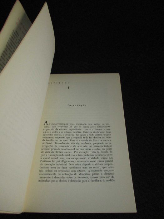 Livro O Casamento e a Moral Bertrand Russell